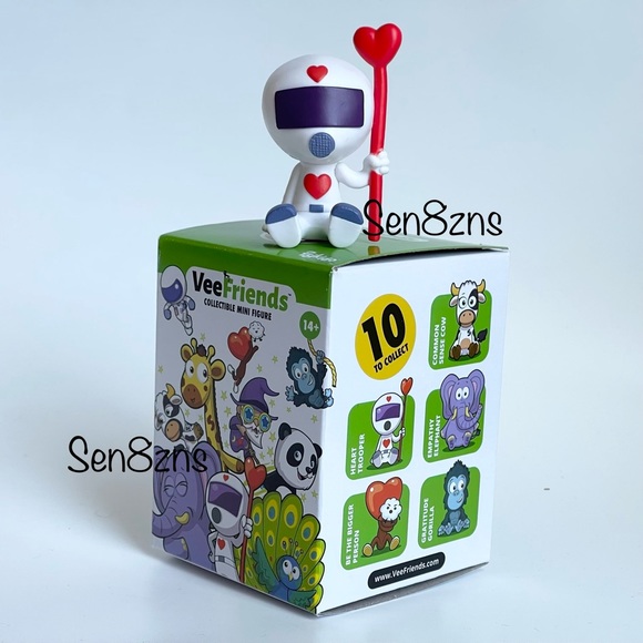 Heart Trooper VeeFriends Toikido Collectible Mini Figure 2” - Picture 3 of 3